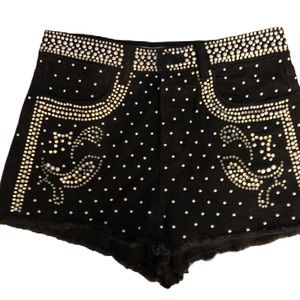 TOPSHOP STUDDED SHORTS SIZE 28. Only used once, pristine condition!!!